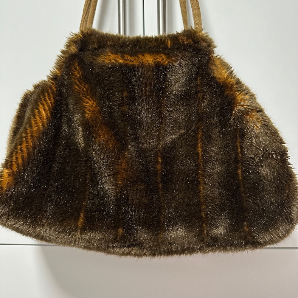Super cute Creature Comforts Faux Fun Fur Brown Purse- with zipper clothes